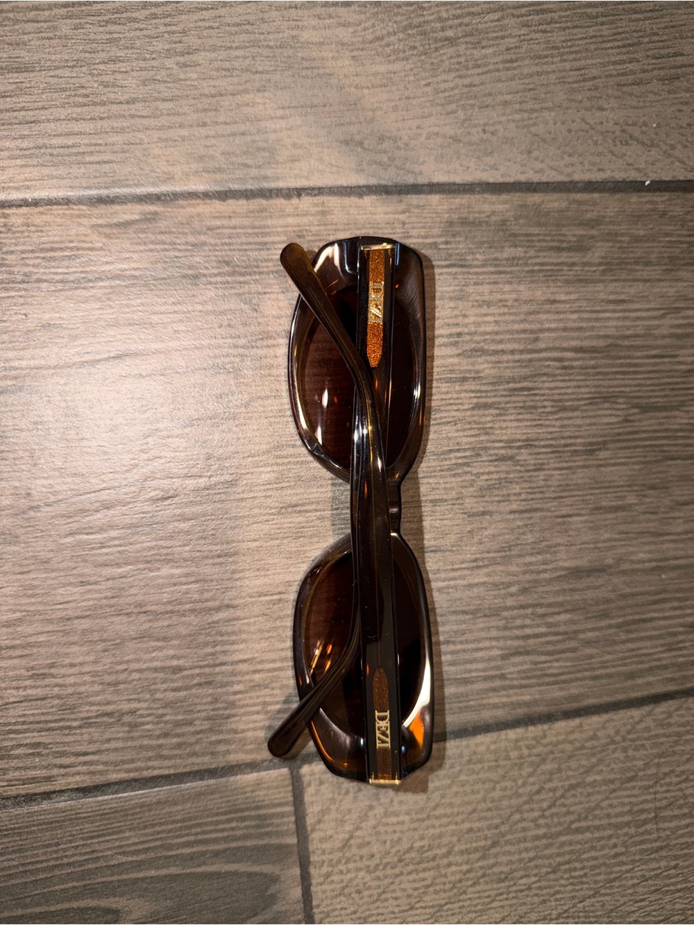 DEZI Brown Oval Sunglasses